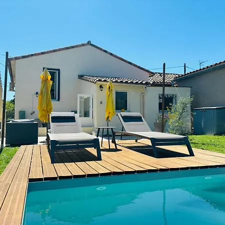 Le Cocon Des Remparts - Swimming Pool, Air Conditioning, La Cite Villa *